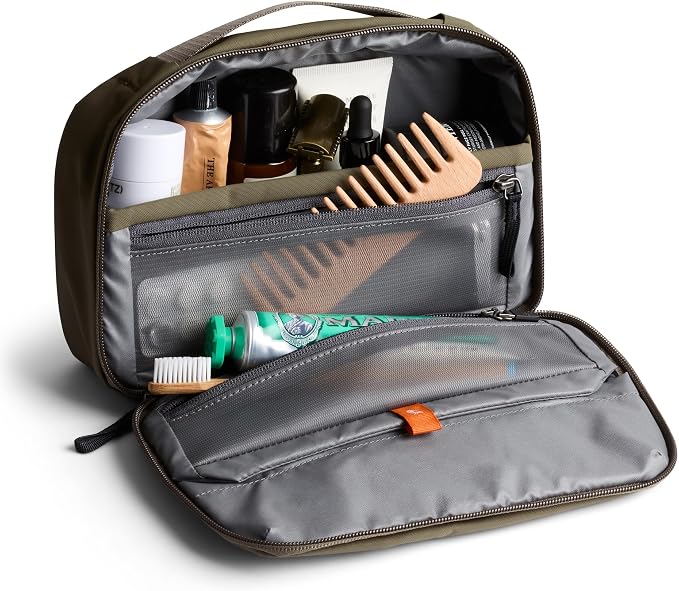 Bellroy Hanging Toiletry Kit (hanging 3 liter toiletry bag for men and women, and designed for travel) - SeaKelp - Image 2