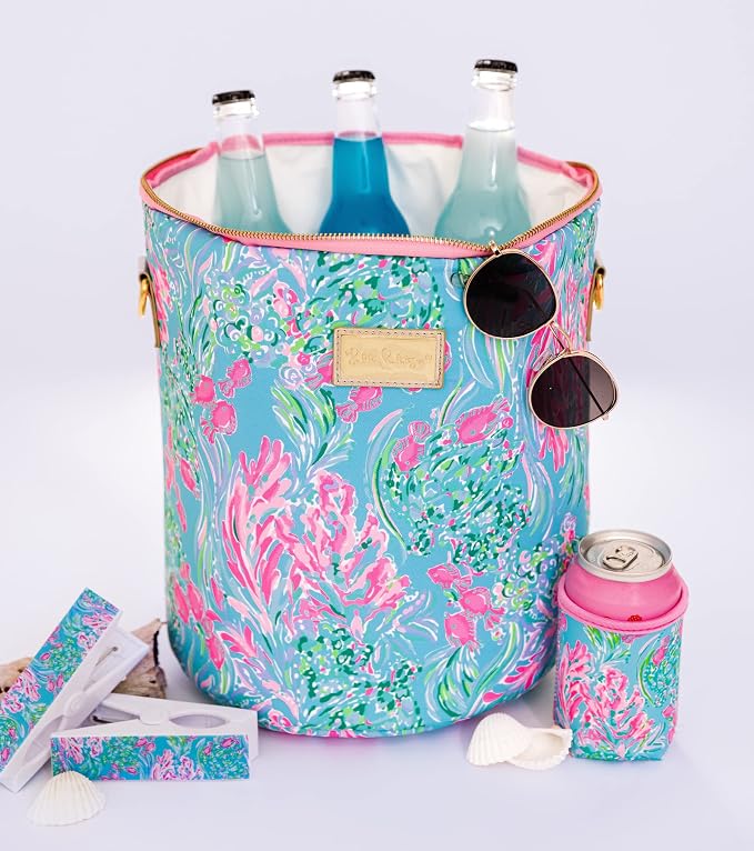 Lilly Pulitzer Water Resistant Vinyl Beach Day Pouch, Zipper Bag Includes Drink Hugger, Small Pouch, and Towel Clips - Image 7