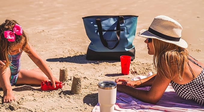 Skog Å Kust ToteSak Waterproof Tote Beach Bag with Airtight Zipper - Image 2