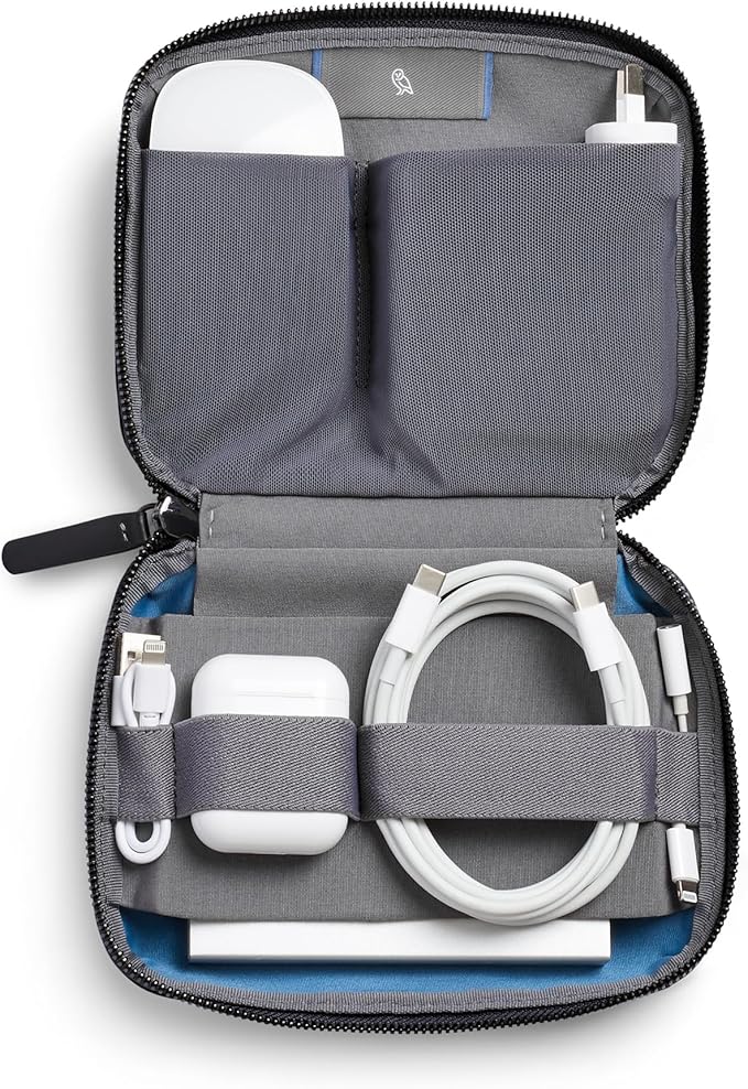Bellroy Tech Kit Compact (Charger, Cables, Mouse, powerbank, USB Keys, dongles) - Black - Image 2