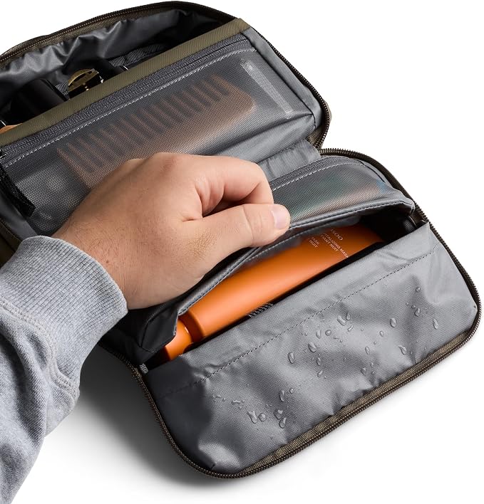 Bellroy Hanging Toiletry Kit (hanging 3 liter toiletry bag for men and women, and designed for travel) - SeaKelp - Image 5