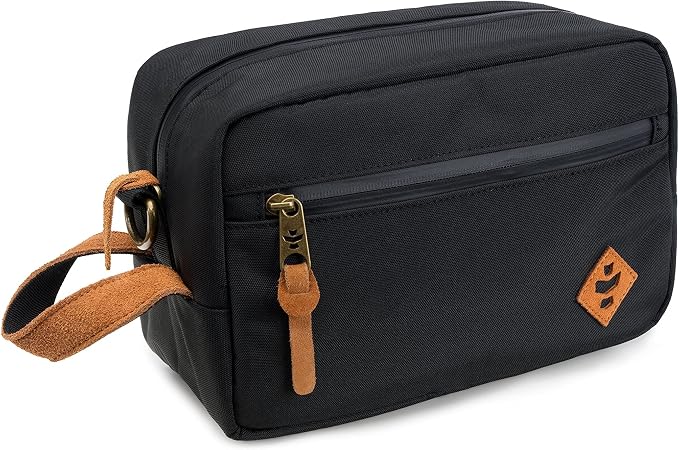 Revelry Supply RV80000 Toiletry Kit, Small, Black by Revelry