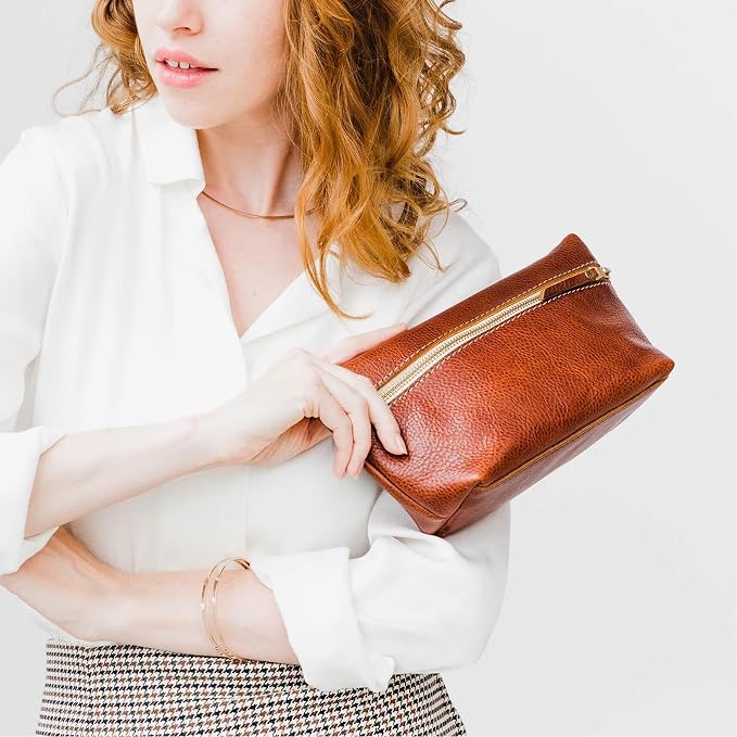 Portland Leather Goods Makeup Bag – Travel Friendly Cosmetic Bag with Zipper Closure for Organizing Makeup & Toiletries – Handmade from the Finest Full-Grain Hides – Extra Large, Nutmeg - Image 2