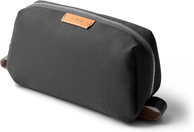 Bellroy Toiletry Kit (Unisex Toiletry Bag, Zipper Closure, Water-Resistant Lining, Toothbrush Sleeve with Magnetic Closure, Internal Mesh Pocket Organization) -Bronze by Unknown