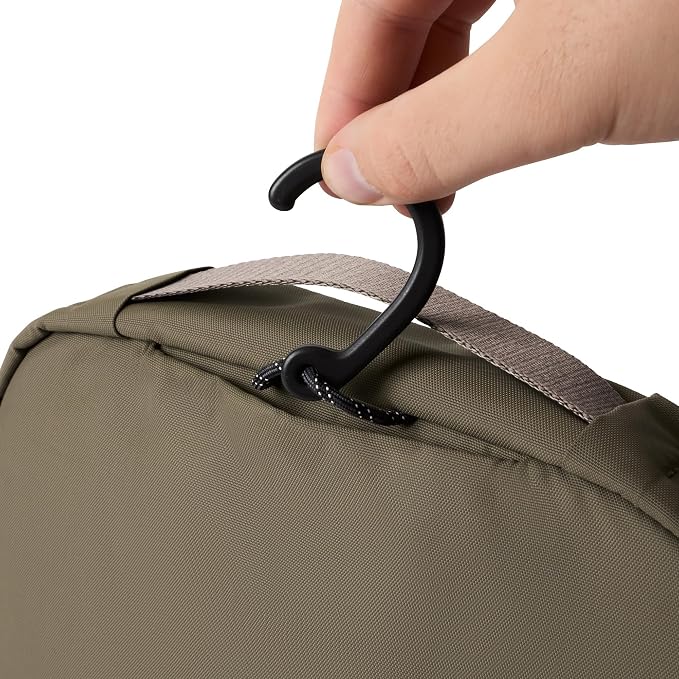 Bellroy Hanging Toiletry Kit (hanging 3 liter toiletry bag for men and women, and designed for travel) - SeaKelp - Image 3