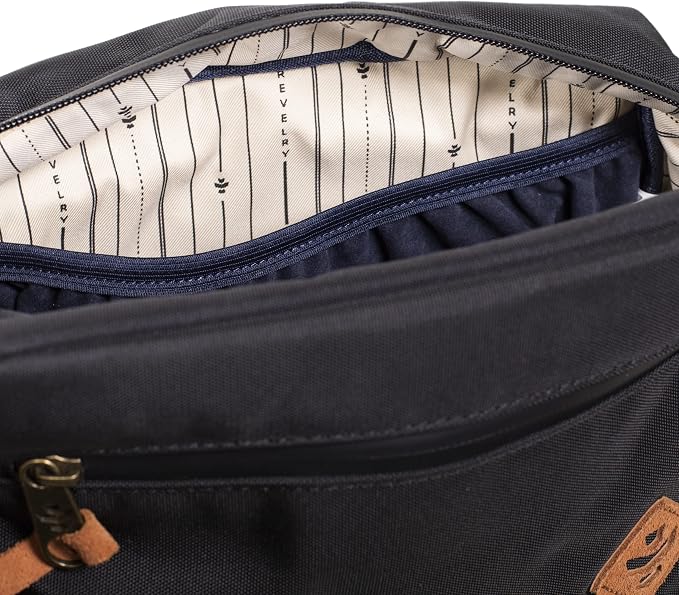 Revelry Supply RV80000 Toiletry Kit, Small, Black - Image 2