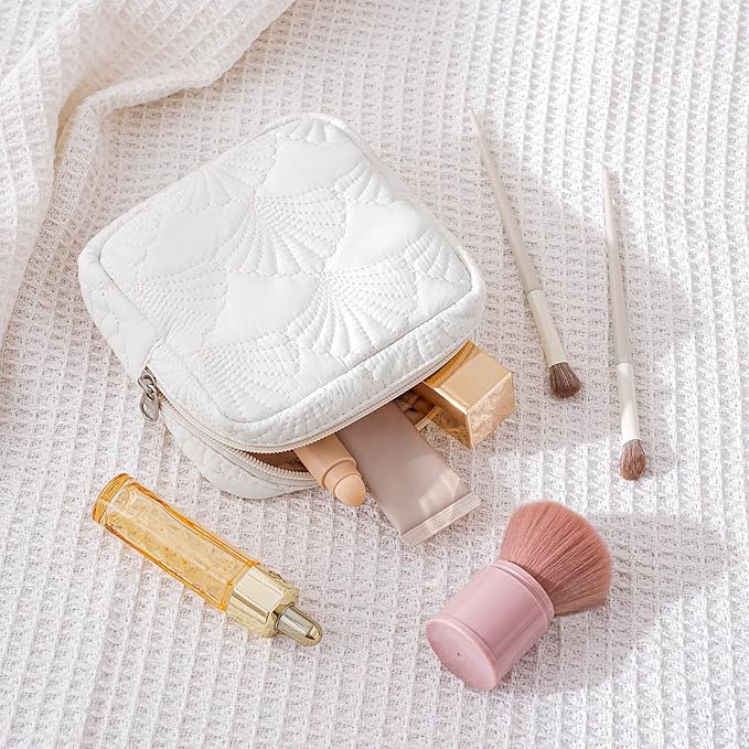 RSRSLEII Small Quilted Cotton Makeup Pouch for Purse, Coastal Granddaughter Aesthetic Cosmetic Bag with Compartments, Cute Seashell Zipper Lipstick Holder for Women and Girls (09 Small Seashell) - Image 2