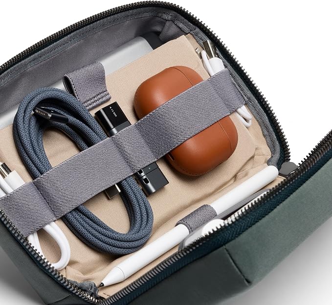 Bellroy Tech Kit (Tech Accessories Organizer Pouch, Zipper Closure Design, Stores Power Bank, Phone Charger, Cables & More, Internal) - Image 3