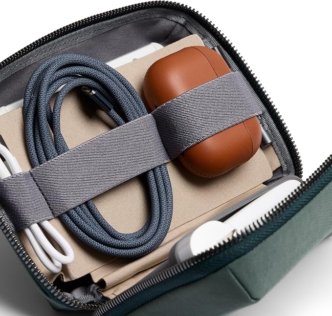 Bellroy Tech Kit Compact (Charger, Cables, Mouse, powerbank, USB Keys, dongles) - Everglade - Image 3