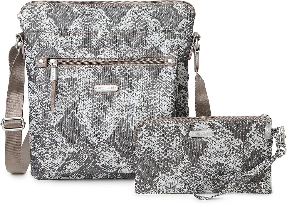 Baggallini Go Bagg with RFID Phone Wristlet by baggallini
