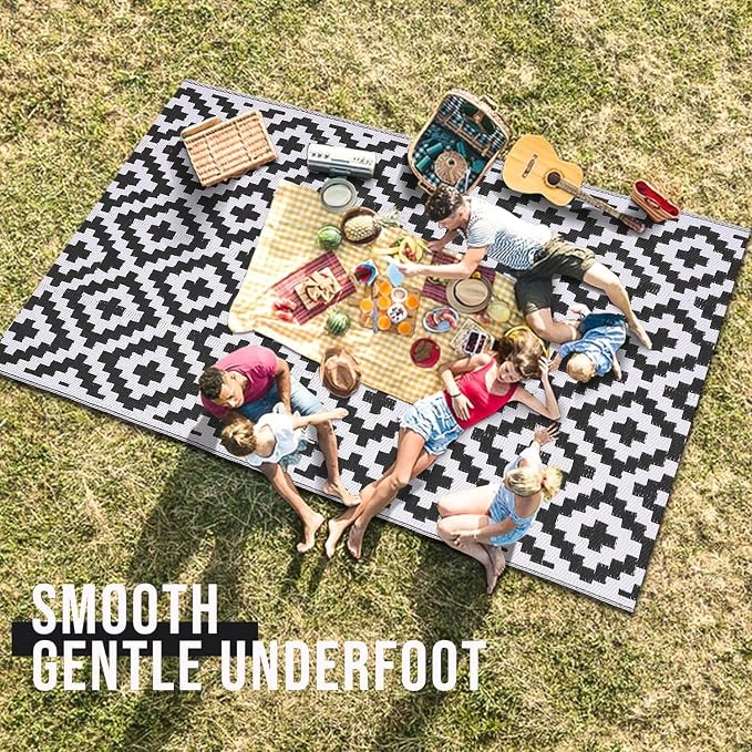 Outdoor Rugs, Outdoor Plastic Straw Rug, Reversible Waterproof Carpet for Camping, Poolside, Garden, BBQ Area, Gazebo Flooring, RV Park & Beach, Square Pattern, Black & White, 5'x8' - Image 4