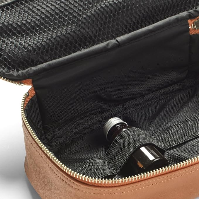 Leatherology Cognac Medium Travel Organizer - Zipped mesh storage pocket, elastic loops for organization, metal zipper with leather pull - Image 2