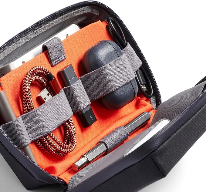 Bellroy Tech Kit (Tech Accessories Organizer Pouch, Zipper Closure Design, Stores Power Bank, Phone Charger, Cables & More, Internal) - Image 3