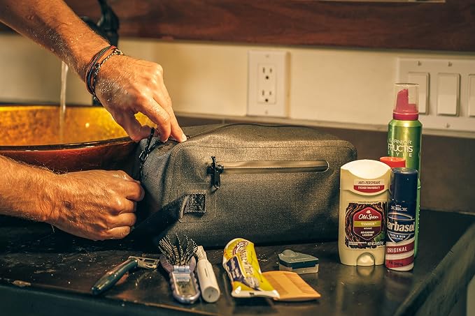 DoppSåk Waterproof & Leak-Proof Travel Toiletry Bag | Large, Black - Image 9