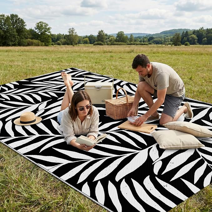 Smiry Outdoor Rug 5x8 ft, Waterproof Reversible Plastic Straw Rugs, Outdoor Area Rug with Leaf Pattern, Outside Floor Mat for Patio, Backyard, Deck, Picnic, Beach, Camping, Black & White - Image 4