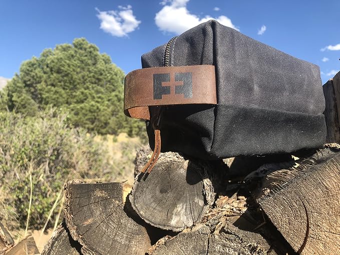 FAT FELT the DOPP KIT | Waxed Cotton Canvas shave and toiletries bag with leather handle - Image 6